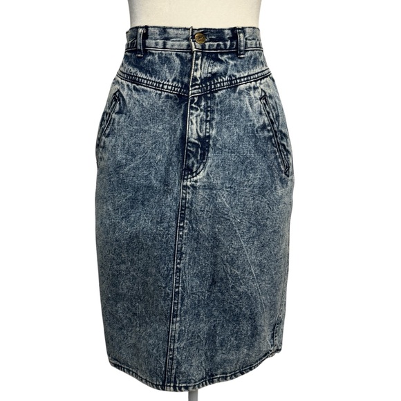 mizz lizz Dresses & Skirts - Vintage 80s Mizz Lizz Acid Wash Denim Skirt
